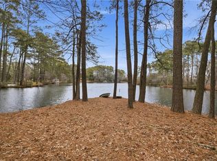 2452 Laurel Cove Dr, Virginia Beach, VA 23454
