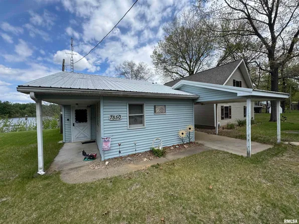 7550 E Mathews Bay Rd, Bath, IL 62617