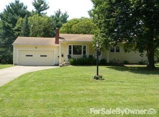 8260 Van Dr, Poland, OH 44514