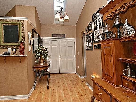 4th image of 14539 Scotch Pine Ct