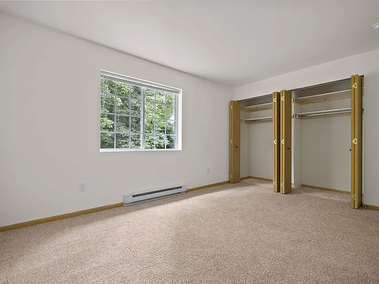 1104 Whispering Pines Way — Photo 5