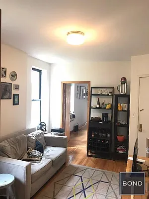 Rented by Bond New York | media 20