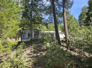 3101 Lake Shore Dr, Selma, OR 97538