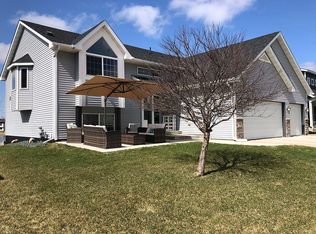 909 Abbey Rd, Northfield, MN 55057