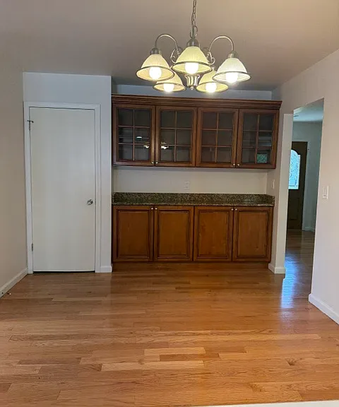 2647 Stonebury Dr — Photo 5