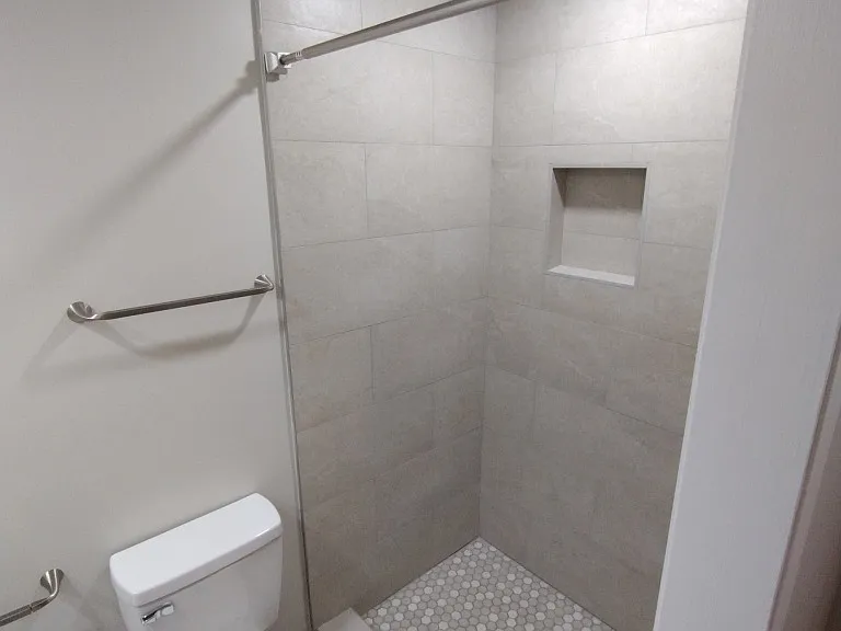 909 Galopago St — Photo 19