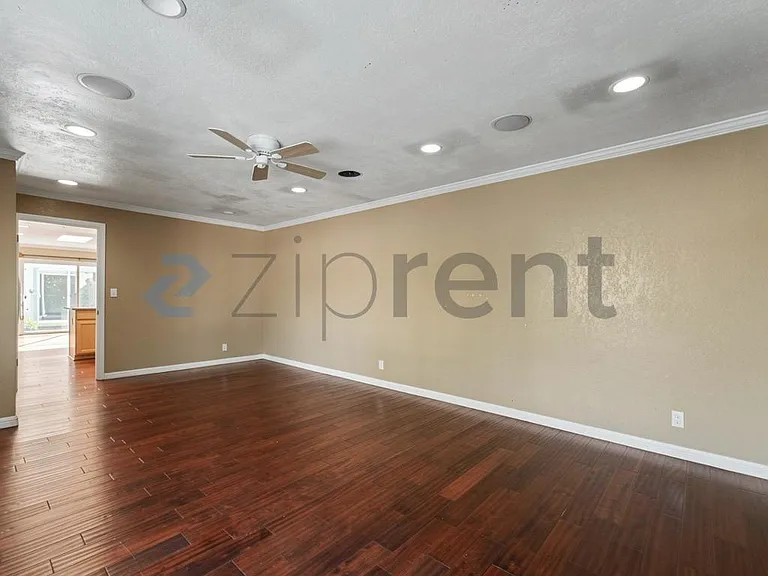 38071 Edward Ave — Photo 7