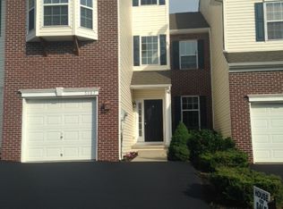 5187 Spring Ridge Dr E, Macungie, PA 18062