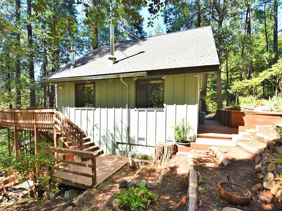 1st image of 22551 Spruce Dr