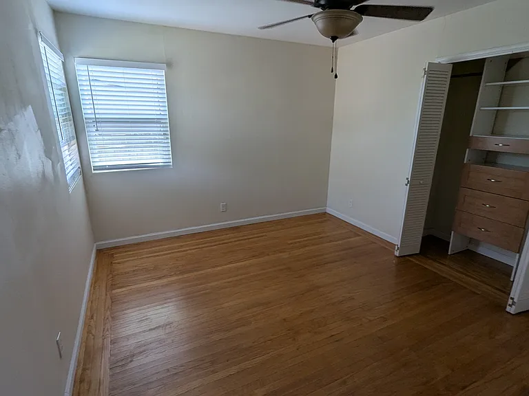 160 Linscheid Dr — Photo 7