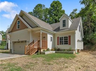 82 Sand Hill Rd, Asheville, NC 28806