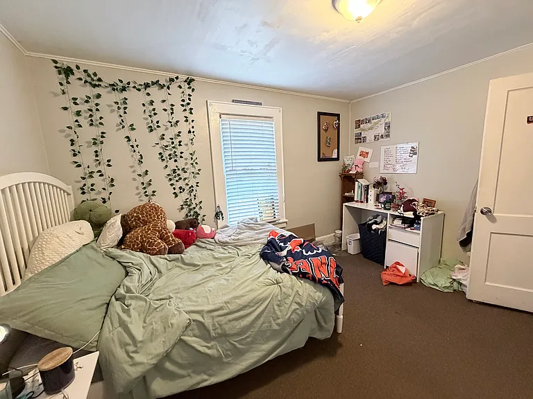 1202 Churchill Ave — Photo 9