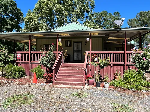 20088 Old River Rd Photo 1