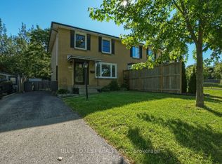 230 Cairn St, London, ON N5Z 3W7