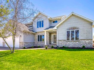 1367 Starview Dr, Appleton, WI 54913