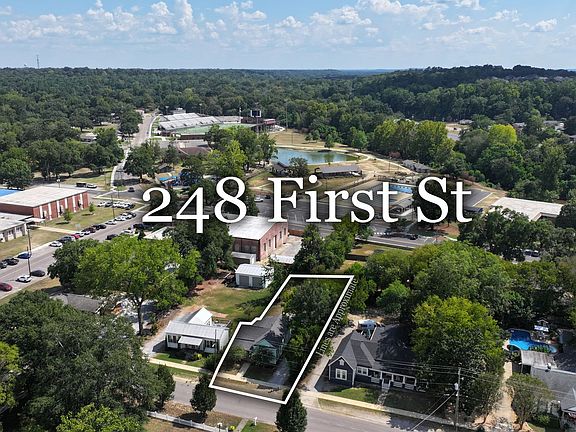 2nd image of 248 1st St
