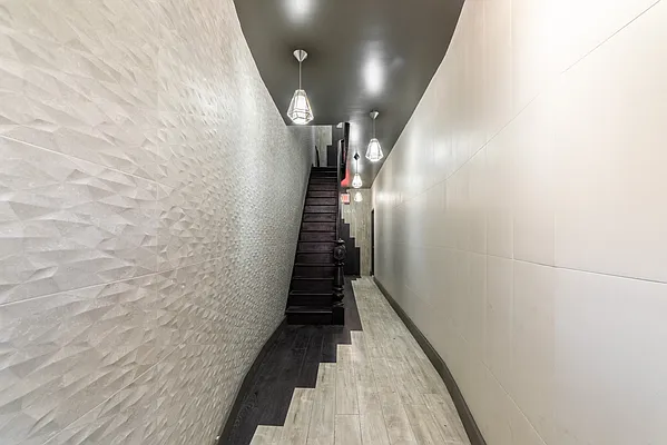 Rented by Joel Scharf, LREB | media 33