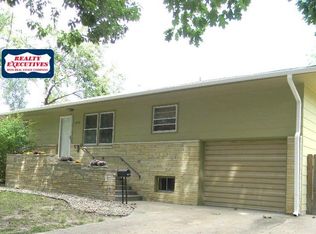 1230 Houston St, Manhattan, KS 66502