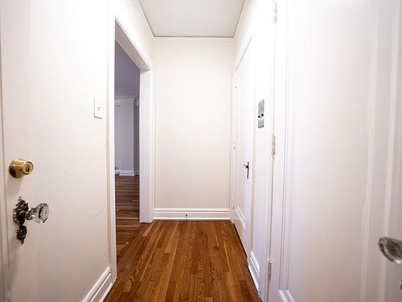 5th image of 420 E Armour Blvd APT 4NW