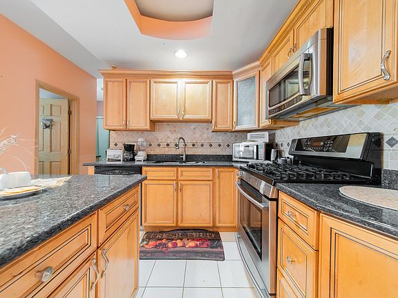 3rd image of 9875 S 90th Ave