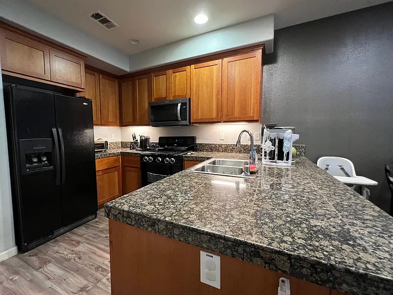 25503 Huntwood Ave — Photo 11