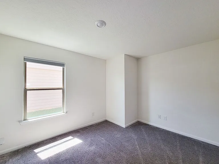 727 Hardwood Grove Ct — Photo 14