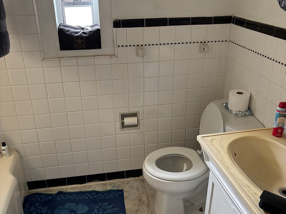 1st image of 2107 16th St #1