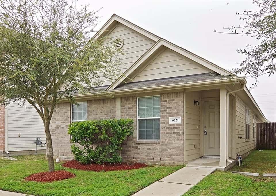 1st image of 6321 Mountain Pines Ln