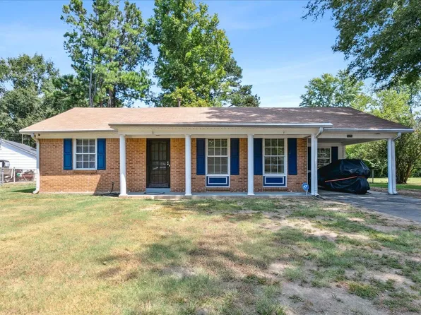 7276 N Juana Dr, Millington, TN 38053