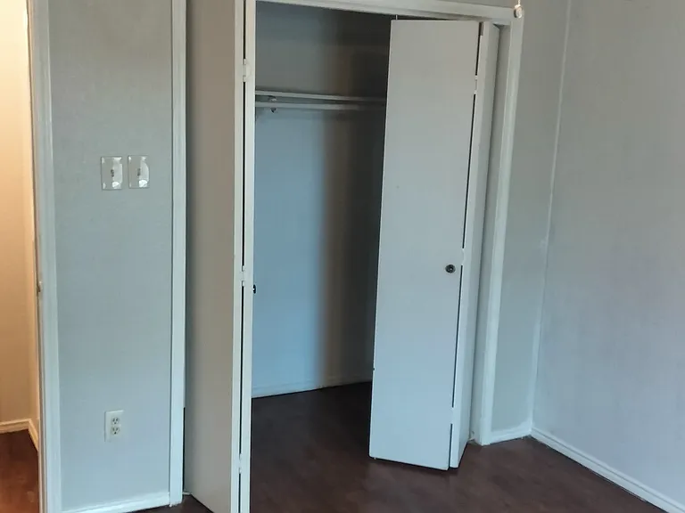 6302 Mark Ct #6300 — Photo 12