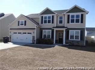 2158 Heathcote Dr, Fayetteville, NC 28314