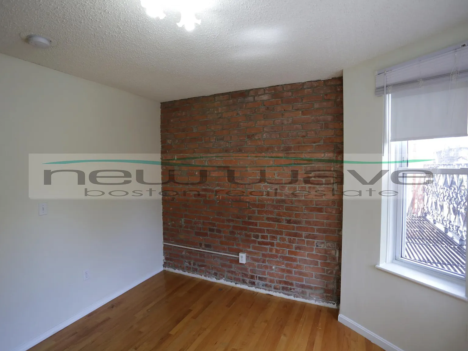 2 bed, 999 sqft, $3,800 — Photo 3
