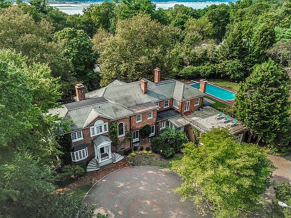 52 Ardsley Avenue W