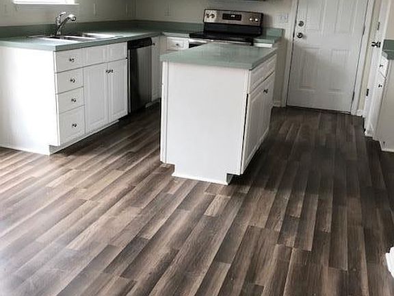 5th image of 1432 Hilltop Dr