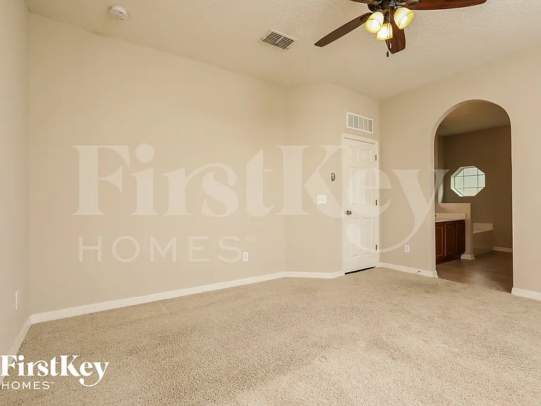 965 Marietta Ln — Photo 7