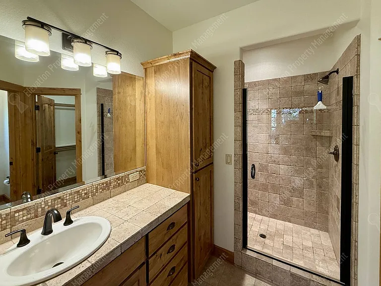 20979 Miramar Dr — Photo 30