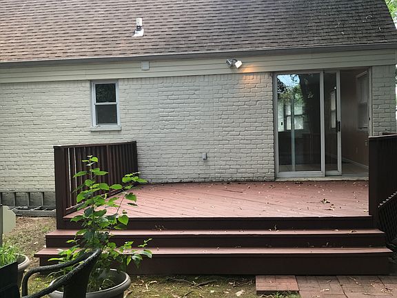 5th image of 1086 North Dr