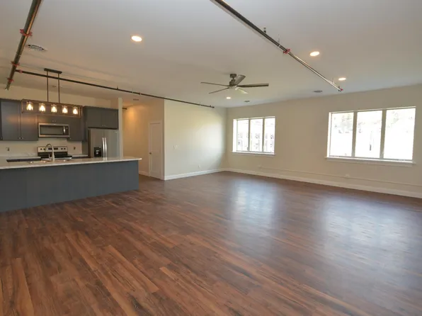 19 S Brown St #B, Lewistown, PA 17044