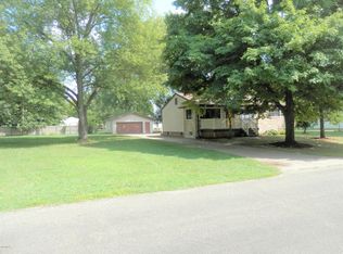 69133 Vicky Dr, Sturgis, MI 49091