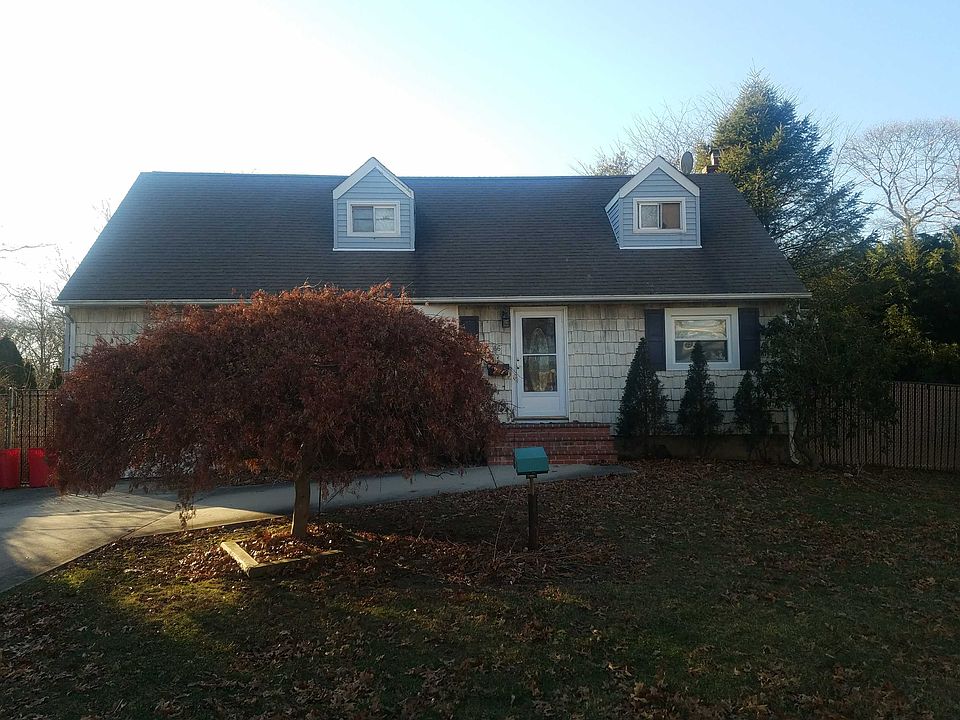 1st image of 36 Ackerly Ln