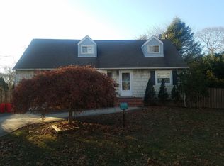 36 Ackerly Ln, Ronkonkoma, NY 11779