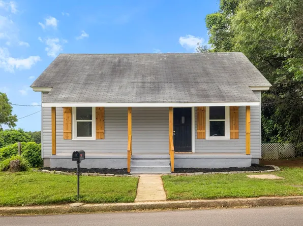 1225 Apalache St, Greer, SC 29651