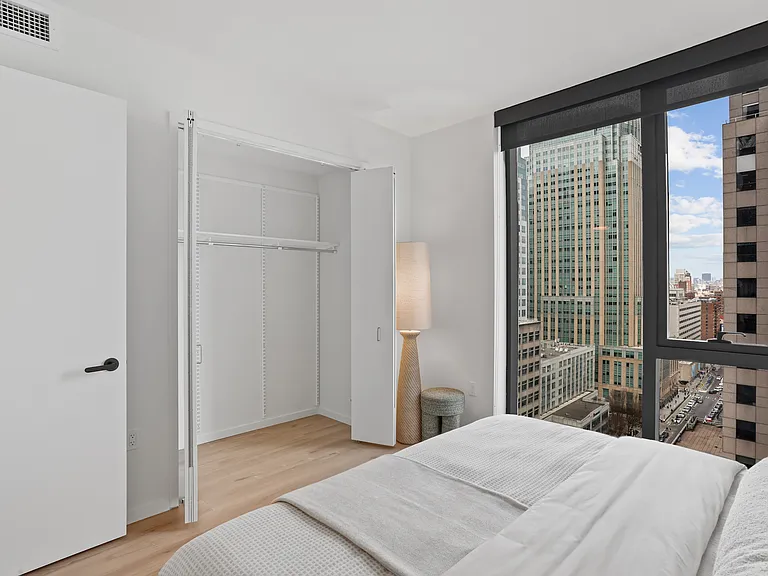 55 Willoughby St #35H — Photo 6