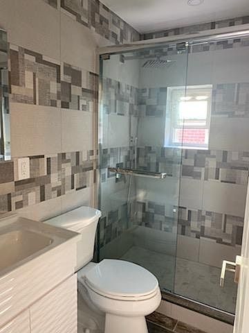 1st image of 14618 21st Ave #2