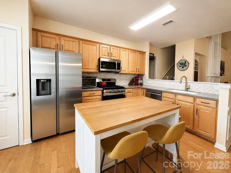 3306 Darlington Rd — Photo 4