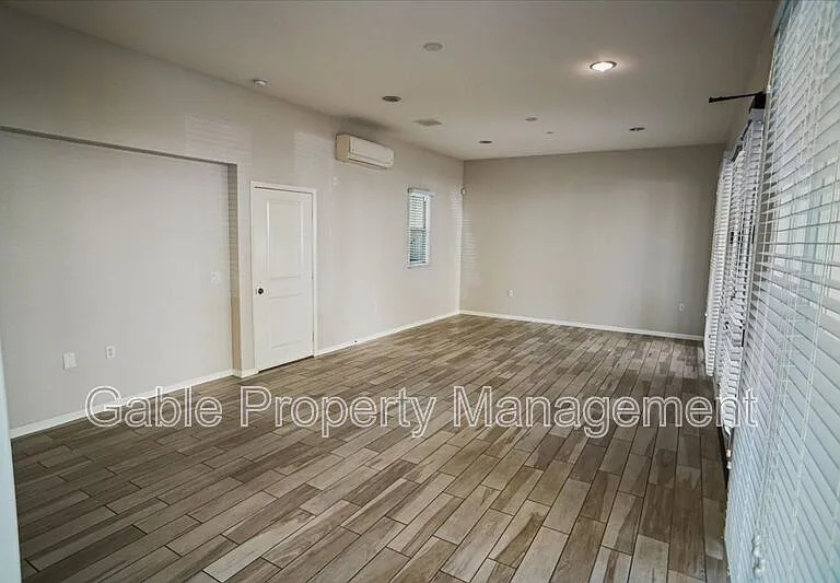 26261 Prima Way #COMML STUDIO — Photo 9