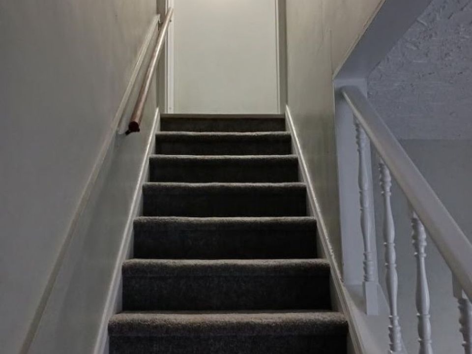 1st image of 163 Saint Matthews Ave #1