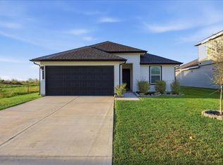 540 Brittany Grv, China, TX 77613