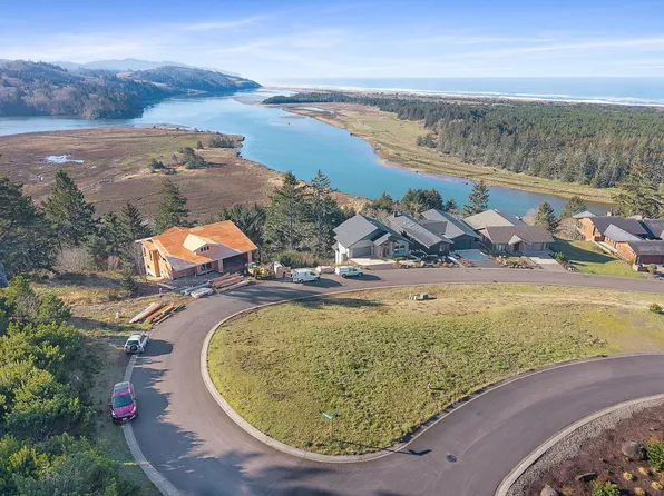 40 Brooten Mountain Rd, Pacific City, OR 97135