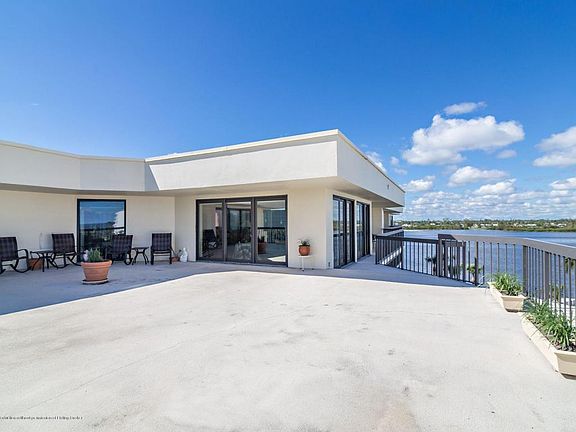 4th image of 2778 S Ocean Blvd Ph 4N